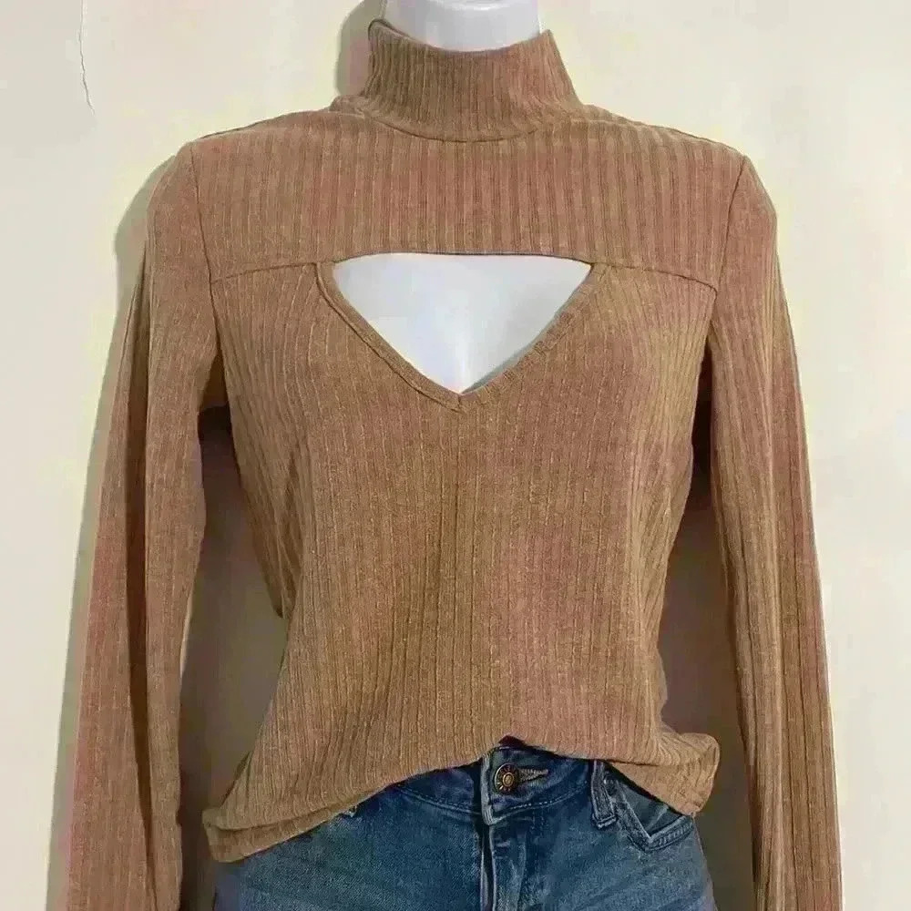 Zaful Women’s Fitted Top!